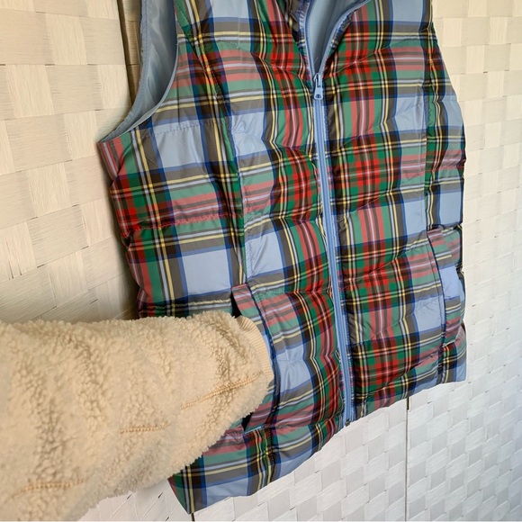 Land’s End Plaid Puffer Vest Holiday colors women’s size small - Picture 3 of 13